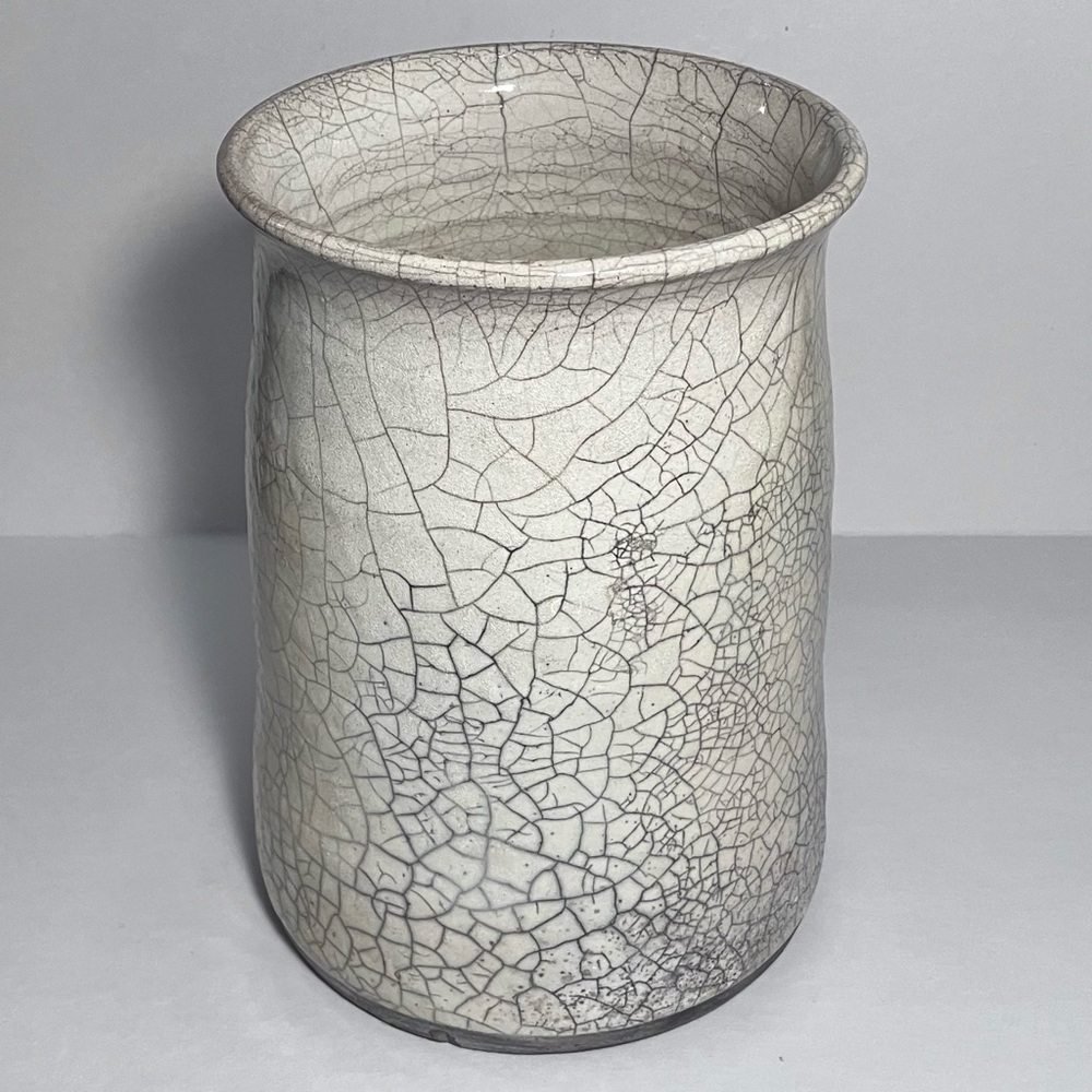 RAKU POTTERY VASE / 8 Inches / Crackled Glaze / Signed ‘Finley’ / Small Chip